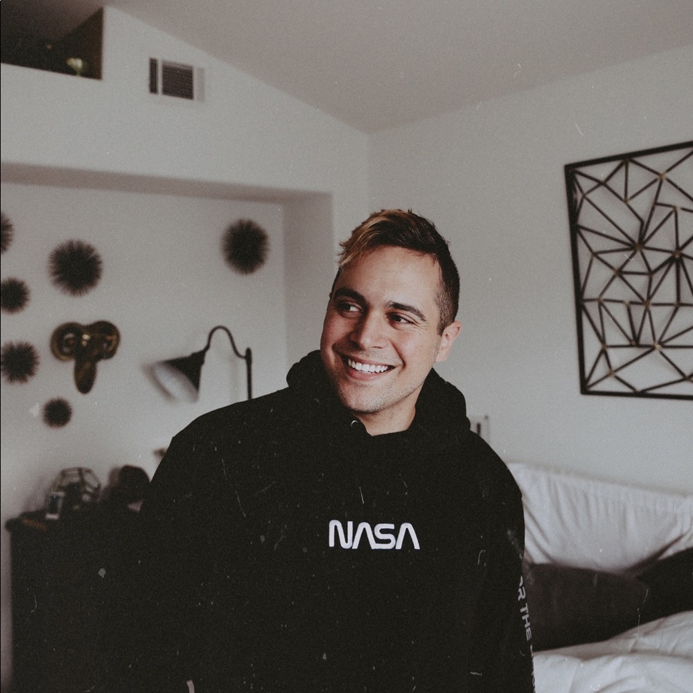 VANS // NASA hoodie, men’s L